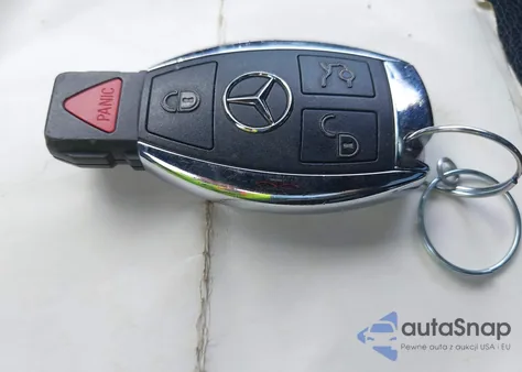 2017 Mercedes-Benz Glc 300 4Matic из США, поврежденный, VIN WDC0G4KB2HF247007